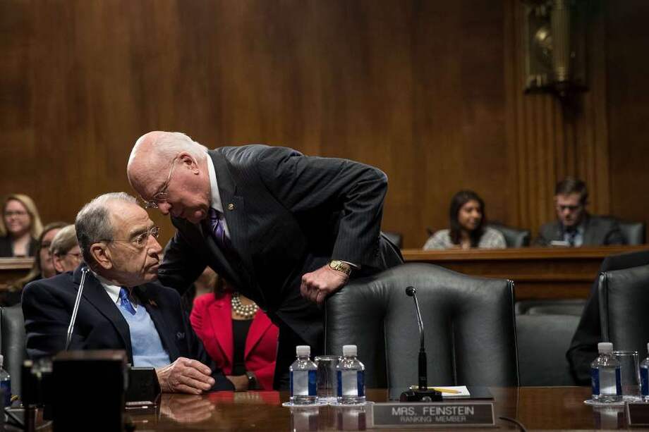 Senador demócrata Patrick Leahy (d), durante la nominación del fiscal Jeff Sessions. / AFP