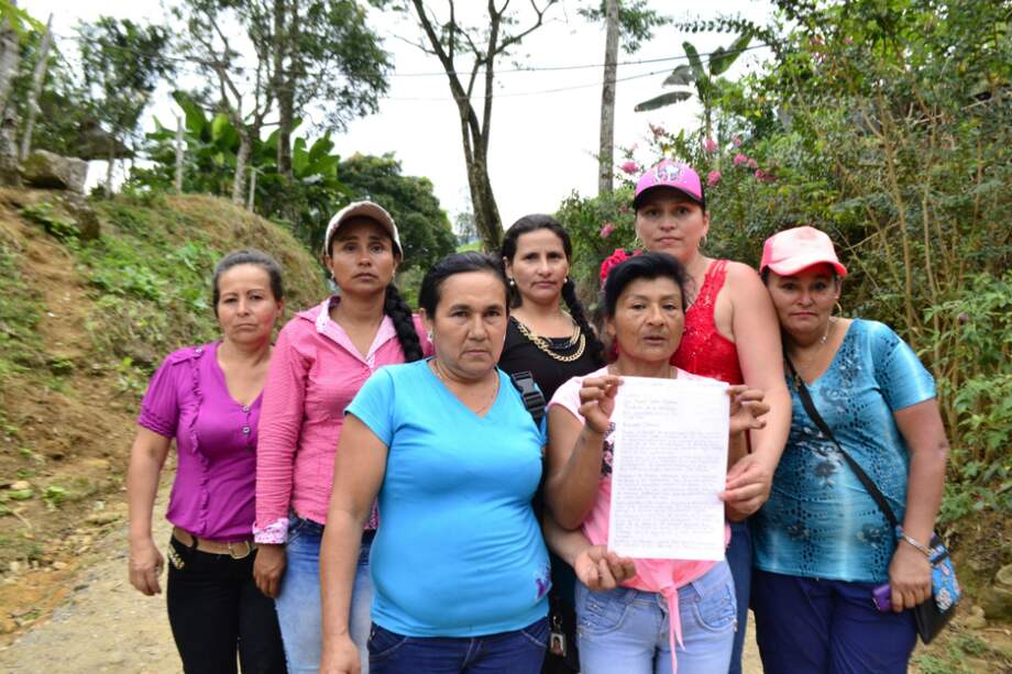 Madres que fueron a recoger a sus hijos menores de edad en las Farc en Puerto Rico, Caquetá. / Cortesía