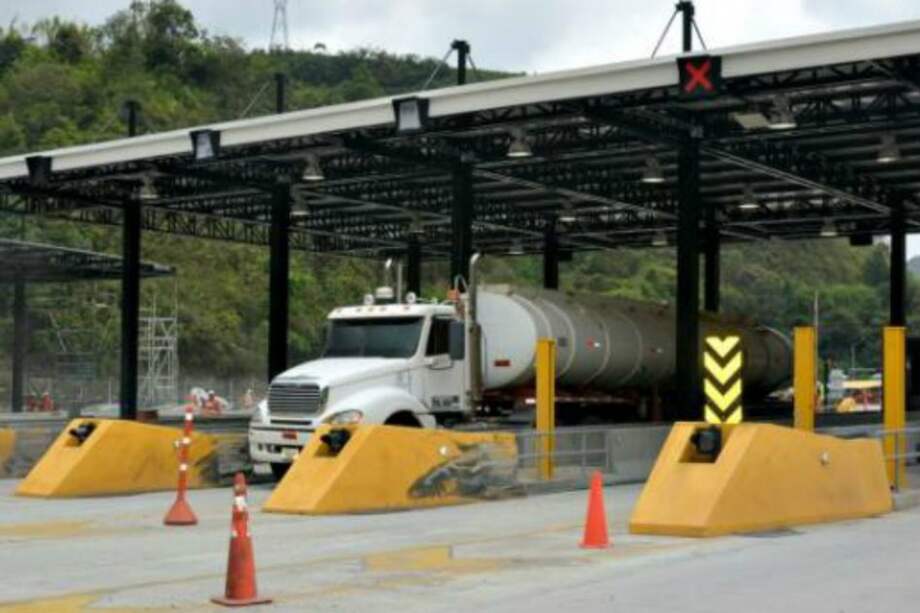 Los peajes electrónicos serán instalados en los sitios a cargo del Invías. / ANI