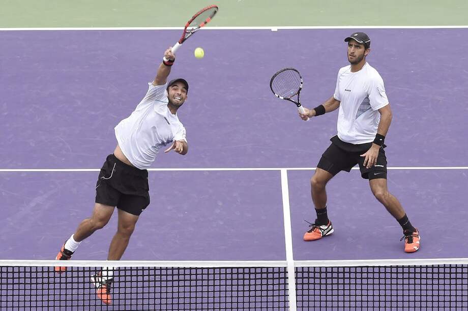 Juan Sebastián Cabal y Robert Farah buscarán el título en el torneo de dobles. / AFP