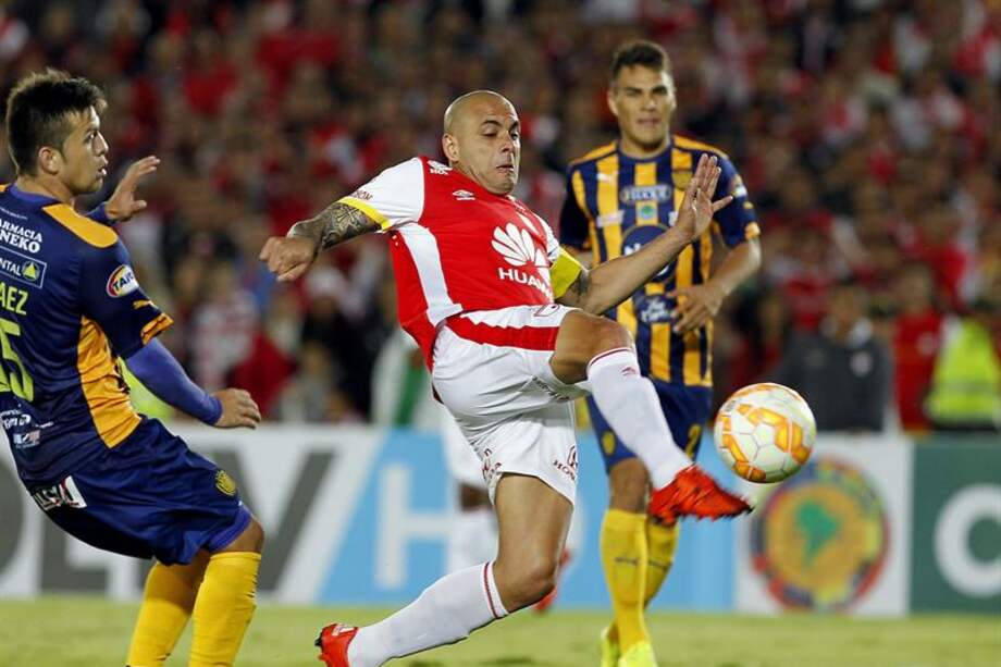 Santa Fe enfrentó a Sportivo Luqueño en la semifinal de la Copa Sudamericana 2015, la cual terminó ganando. / Archivo