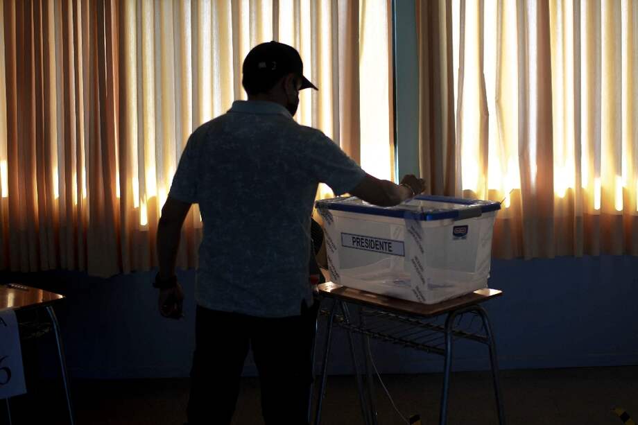 La falta de transporte hacia los centros de votación fue especialmente crítica al medio día y en las zonas periféricas de la capital.