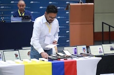 Exmilitares reconocen más de 200 falsos positivos y entregan “medallas manchadas” a familias
