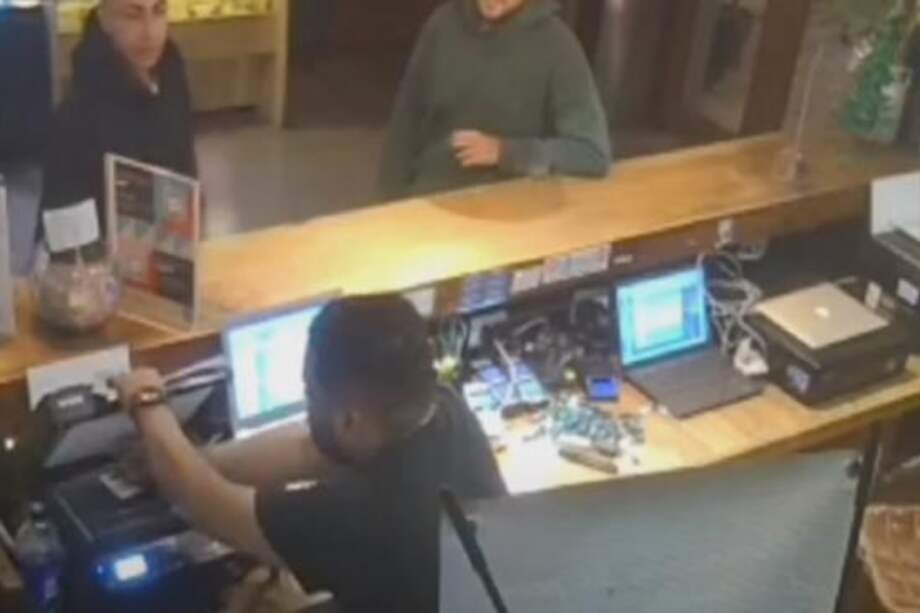 En un hotel de la ciudad, un extranjero fue drogado y posteriormente robado por un grupo de delincuentes.