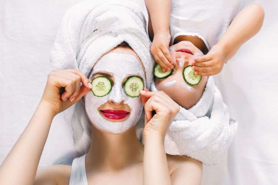 Tres tónicos naturales para una piel radiante en el rostro