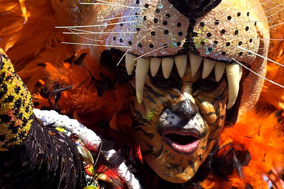 A través de los disfraces se expresa la alegría de vivir. / Enrique García León