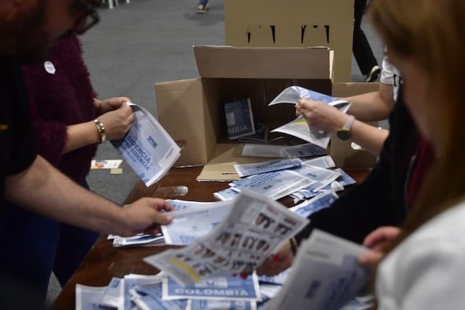 Bogotá vivió una jornada tranquila, pero con algunas quejas por irregularidades electorales