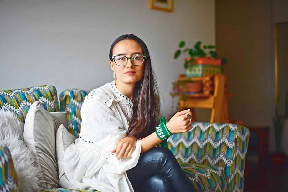 Laura Castro advierte: “El proyecto (Ruta por la Vida) aprobado por el Concejo, parte de un supuesto falso y misógino: que las mujeres que contemplan el aborto como una opción, tienen problemas de salud mental…”