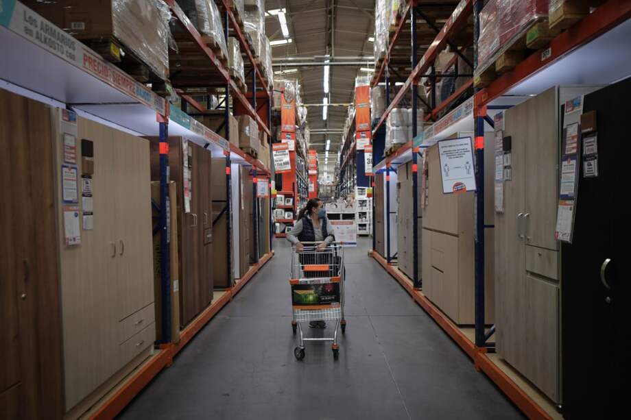 Recientemente se le solicitó a la Superintendencia de Industria y Comercio que verificara que los comercios no estuviesen subiendo los precios de los productos, con el fin de verificar que la jornada cumpla con la regla.