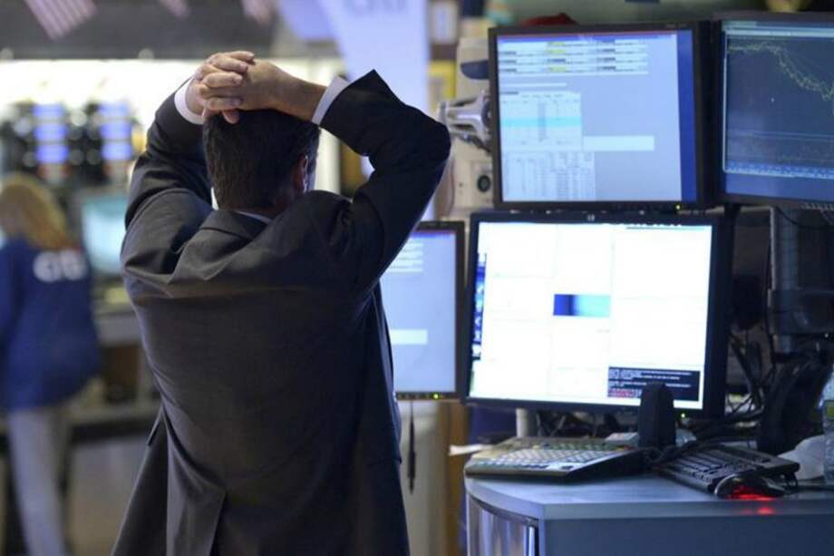 Nasdaq suspende negociaciones tras sufrir problema técnico