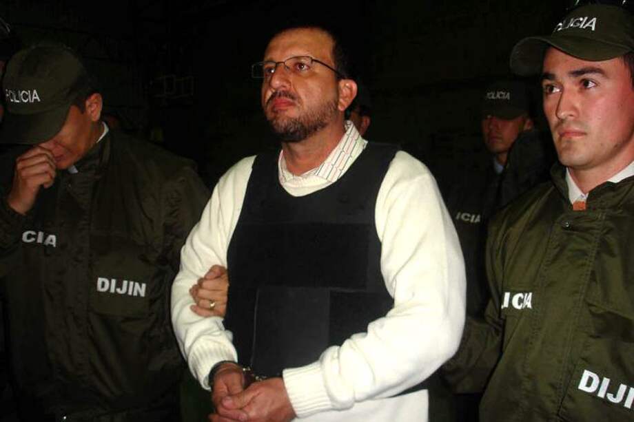 Los interrogantes que deja la exclusión de 'Macaco' de Justicia y Paz