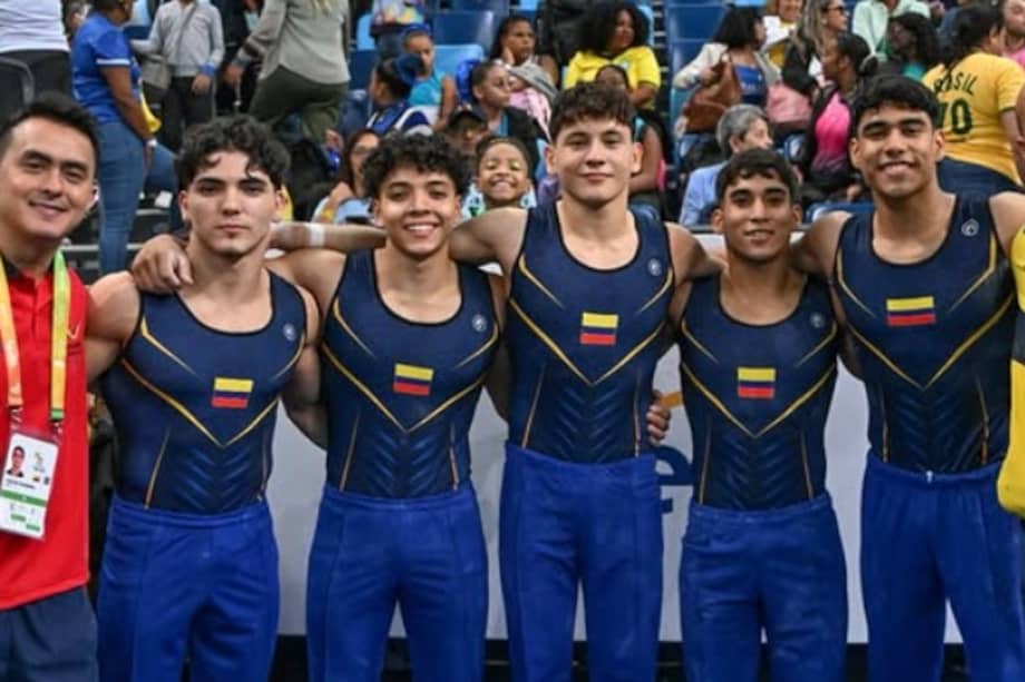 El equipo masculino de Colombia: Ángel Barajas, Camilo Vera, Thomas Mejía, Yan Zabala y Jorman Álvarez.
