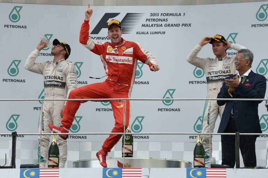 Sebastian Vettel logró su primera victoria con Ferrari. Foto: AFP