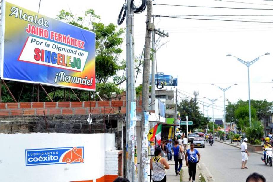 Vallas publicitarias en Sincelejo piden renuncia del Alcalde