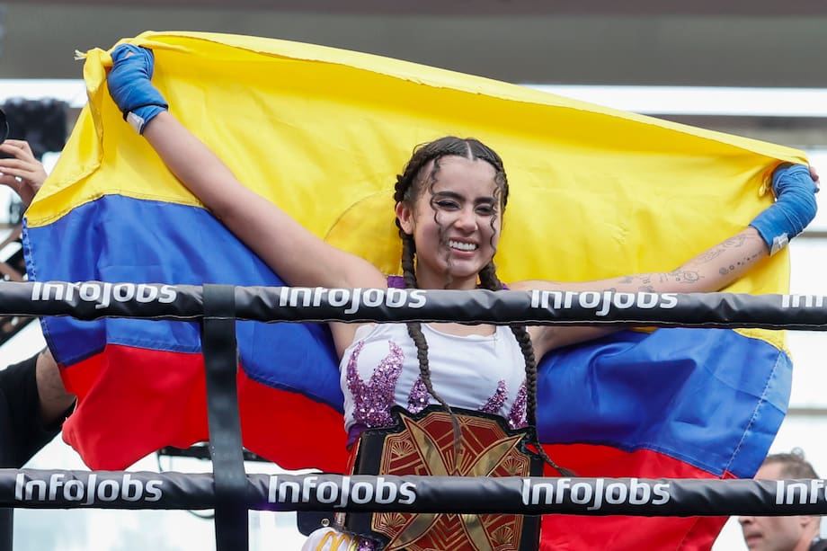 La streamer colombiana Valeria Solano 'La Parce' celebra su victoria en el combate que ha disputado frente a Fabiana Sevillano en la ´Velada del Año 6'.