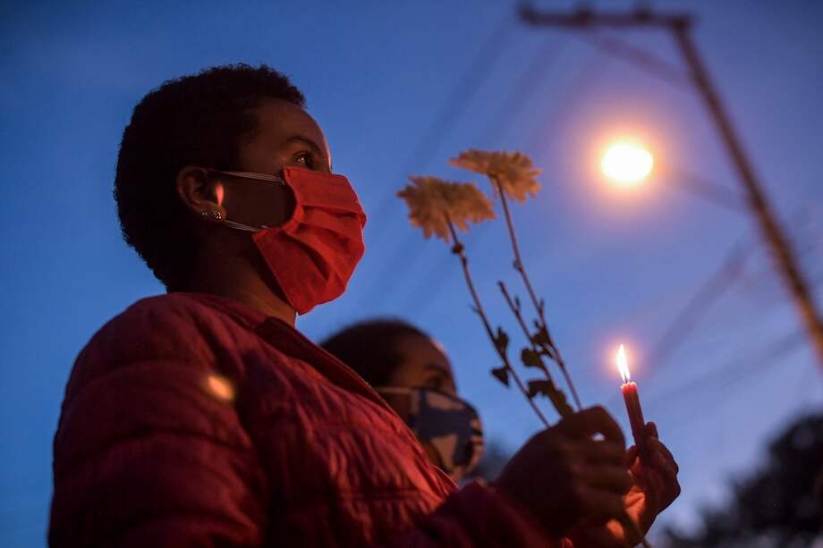 Familiares de Javier Ordóñez hacen un llamado a la paz, a cesar con el vandalismo, a evitar que sean más las familias que lloren la partida de un ser querido.