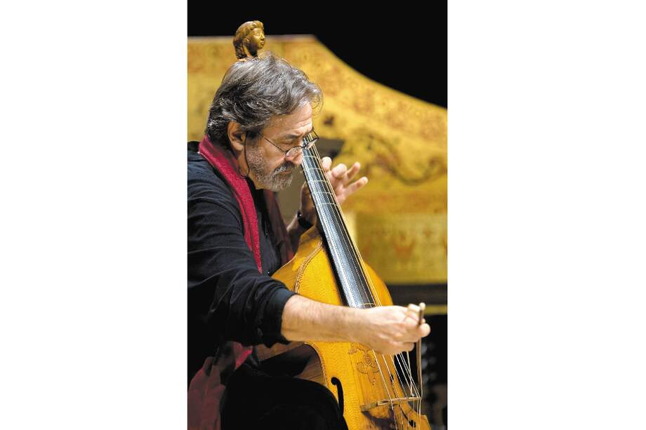 Jordi Savall tiene como objetivo transformar la música de un instrumento en un mediador para generar paz entre pueblos y culturas diferentes. / Cortesía