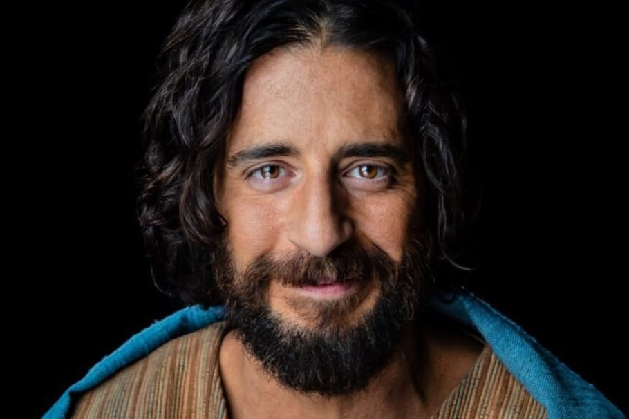 La serie cristiana creada por Dallas Jenkins, narra la vida de Jesús de Nazaret y las historias personales de quienes lo rodearon.