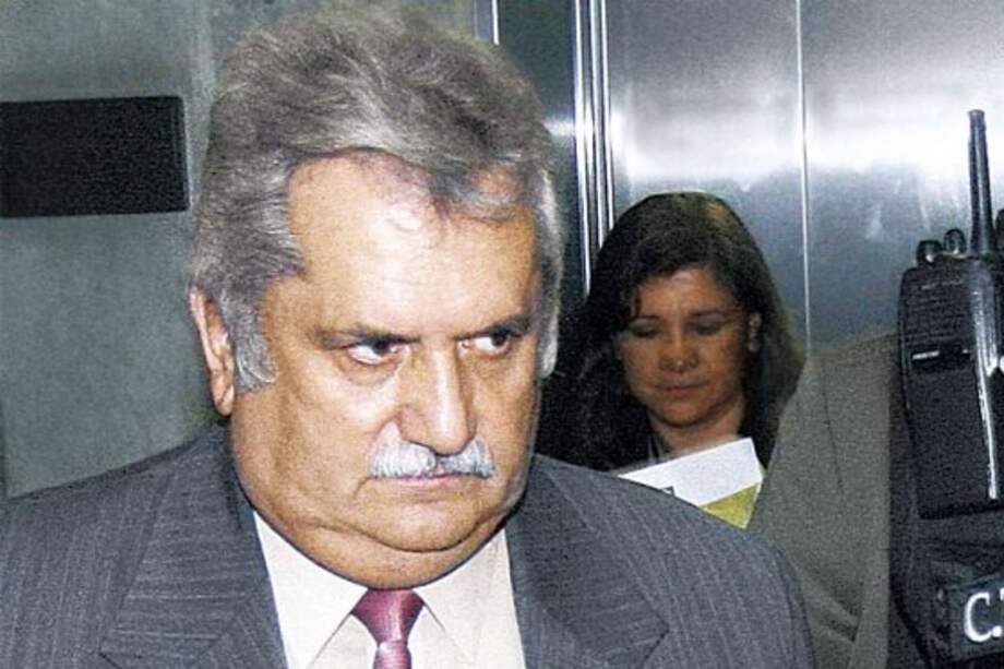 Rito Alejo del Río anuncia demanda contra el hacker