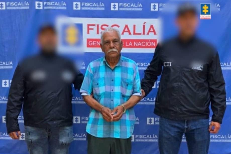 El hombre, al parecer se hacía psar por presidente de una falsa asociación y como enlace con entidades del Estado.