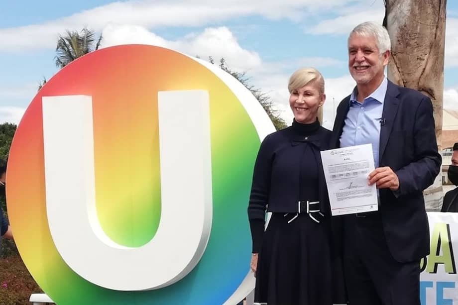 El exmandatario se la jugó por la colectividad después de no haber logrado recolectar el mínimo exigido de firmas para avalar su candidatura.