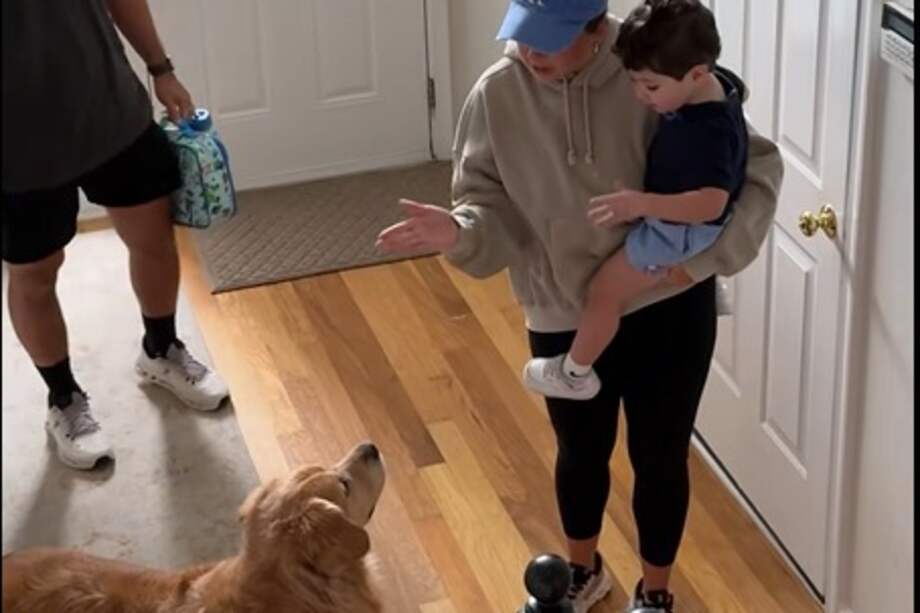 Beau y su hermano humano Frankie comparten un lazo inquebrantable.