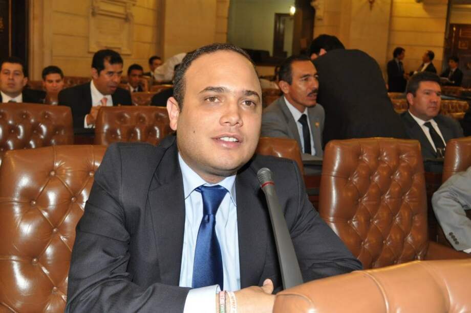 Denuncian amenazas de muerte contra congresista de La U