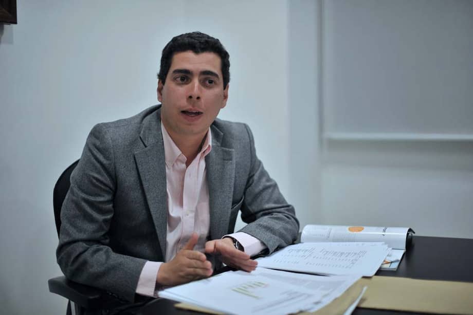 Camilo Rubiano, representante de medianos y pequeños lecheros de la provincia de Ubaté. / Luis Ángel