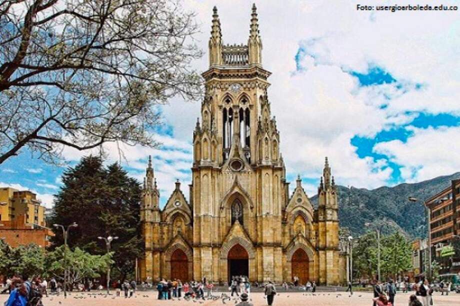 Iglesia Nuestra Señora de Lourdes reabre sus puertas