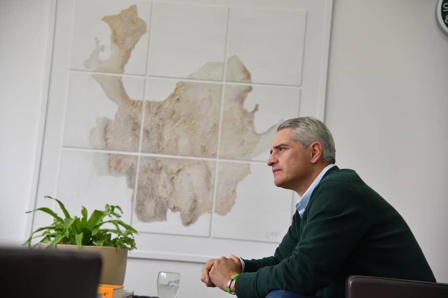 Andrés Julián Rendón, gobernador de Antioquia, señaló que será importante apostarle a la descentralización.