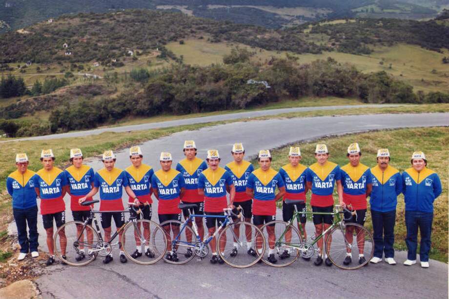 El equipo Café de Colombia en el que trabajó Osorio (der.) en los años 80.