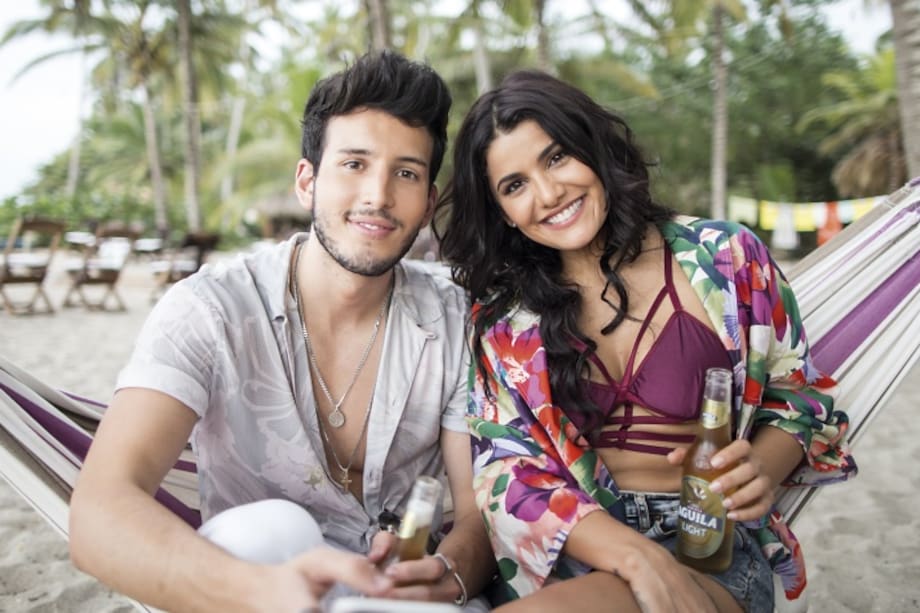 'De sol a sol', el himno de la juventud de Martina La Peligrosa