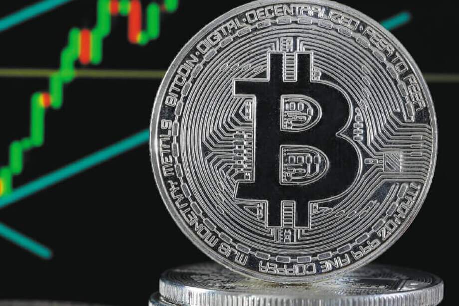 Bitcoin y otras criptomonedas son famosas por su volatilidad y se sabe que publican grandes oscilaciones hacia arriba o hacia abajo, a veces en cuestión de minutos.