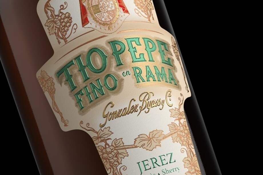 Aunque el Jerez ha sido un símbolo de Andalucía y de España, sus dominios se han extendido a los cinco continentes, fascinando a millones de consumidores por su complejidad y por su incuestionable papel en la mesa.