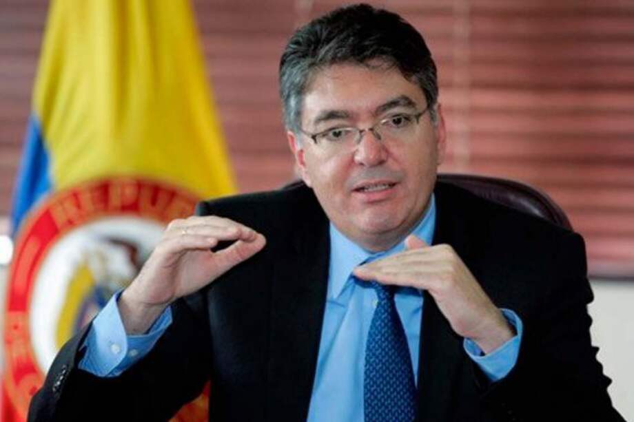 Tumbar régimen especial de pensiones le ahorrará al país $50 mil millones al año