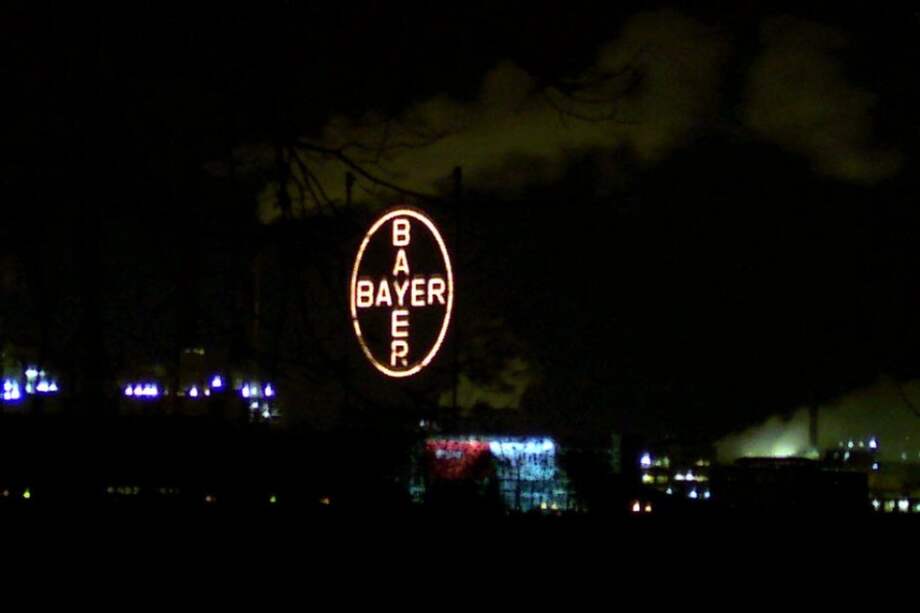 Fachada de la sede de Bayer en Leverkusen, Alemania. / / Wikimedia - creative commons