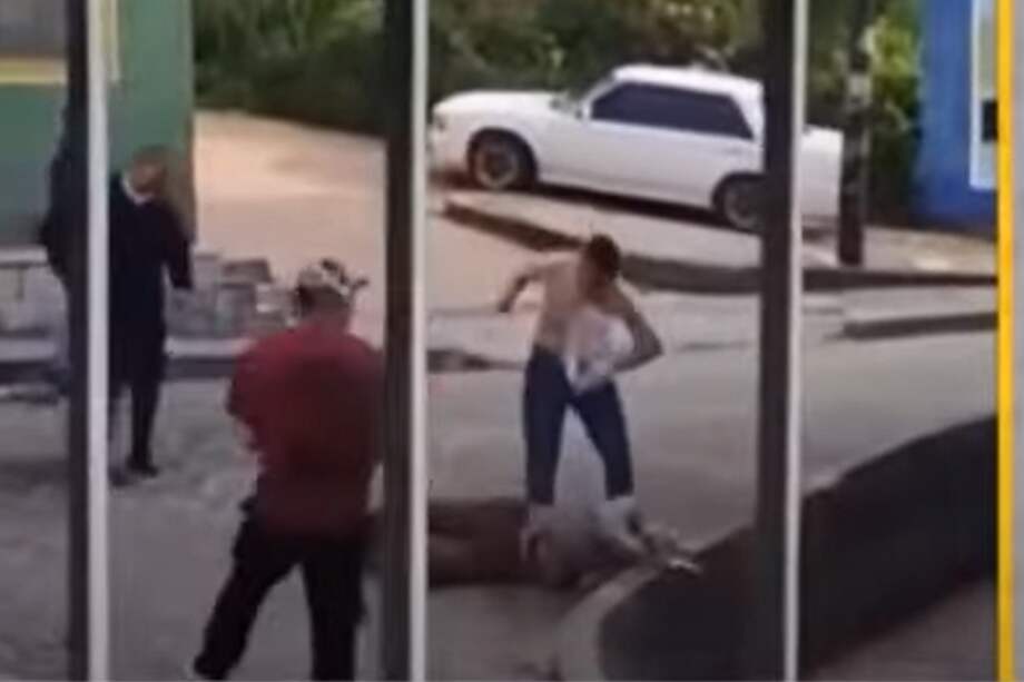 A cuchillo y a macetazos se enfrentaron dos hombres en la localidad de Usme.