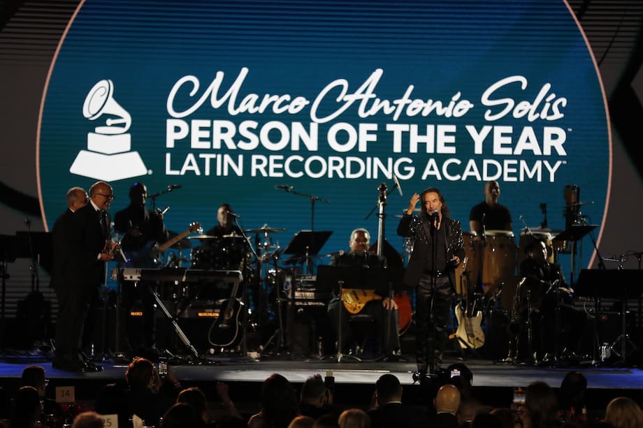 Las Vegas (United States), 17/11/2022.- Marco Antonio Solis on stage during the the Latin Recording Academy Person of the Year event at the Michelob Ultra Arena at Mandalay Bay in Las Vegas, Nevada, 16 November 2022. The event is held annually a day prior to the Latin Grammy Awards. (Estados Unidos) EFE/EPA/ETIENNE LAURENT