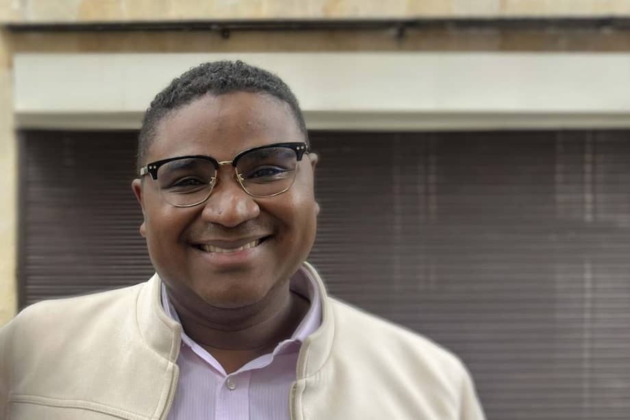 El representante a la Cámara Óscar Benavides es indagado por la presunta captación irregular de dineros destinados a ayudar a los damnificados por el terremoto.