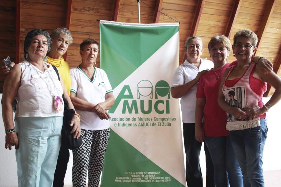 La Anmucic llegó a tener presencia en 27 departamentos de Colombia, con más de 90.000 asociadas./Cristian Amaya - El Espectador