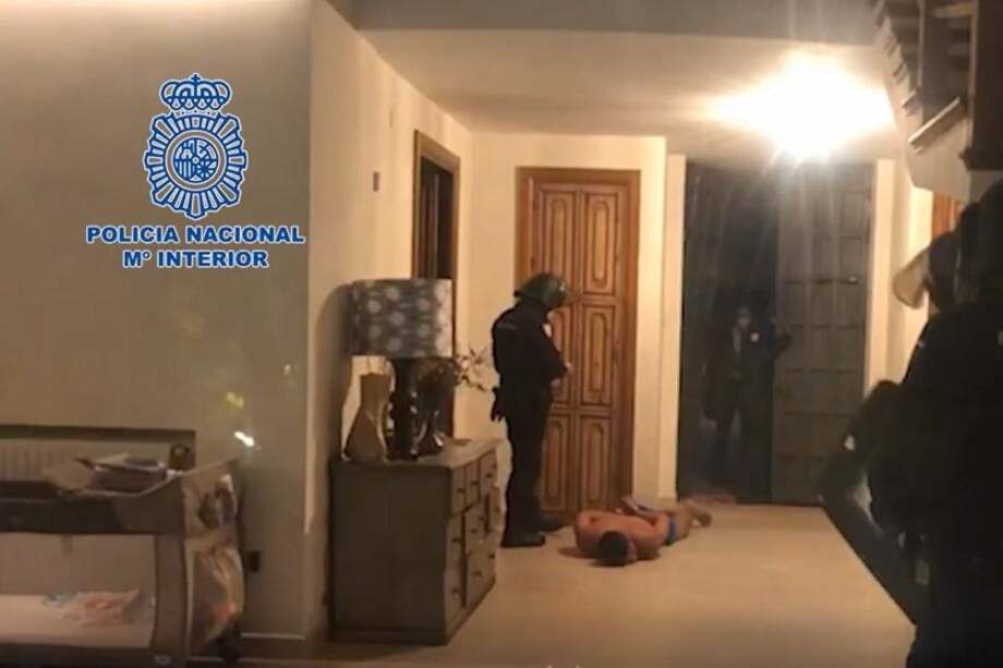 Esta es la imagen que está circulando en los medios españoles de la captura del narco colombiano en Marbella.