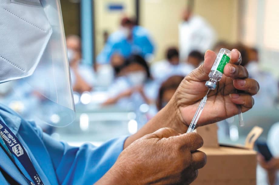 Todas las dosis pasarán por el programa Covax.