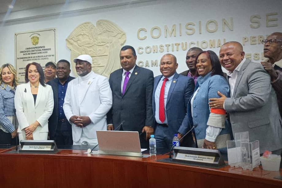 Bajó el número de congresistas afros y subió el total de integrantes de la Comisión.