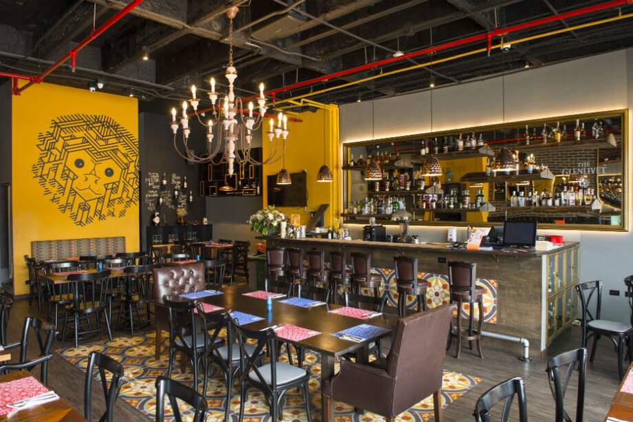 Smoky Monkey / David Schwarz