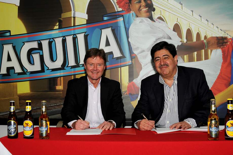 Bavaria y Colfútbol extendieron su vinculación