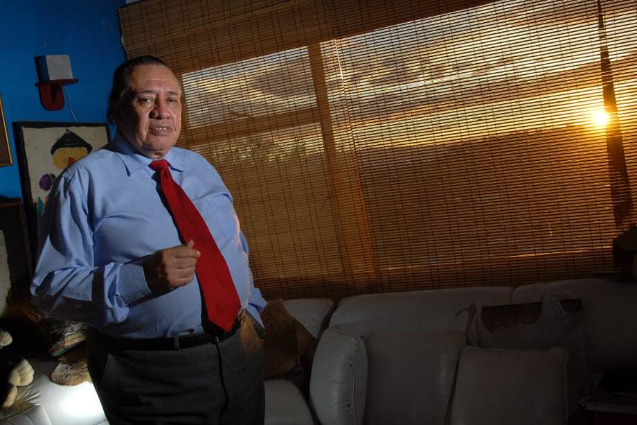 Héctor Mora (1942-2017) también escribió los libros “Haciendo maletas”, “A dónde ir” y “Guía de China”. / El Espectador