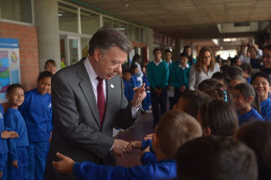 Presidente Juan Manuel Santos junto a la ministra de Educación, Gina Parody / Presidencia