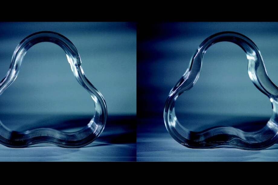 Este vidrio ofrece mucho más control sobre el material caliente y el producto final. / Inamura et al