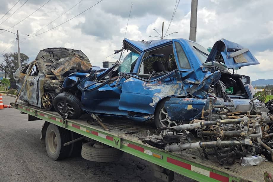 En total, al menos 19 personas resultaron lesionadas y fueron trasladadas a centros asistenciales en Zipaquirá, Cajicá y Bogotá.