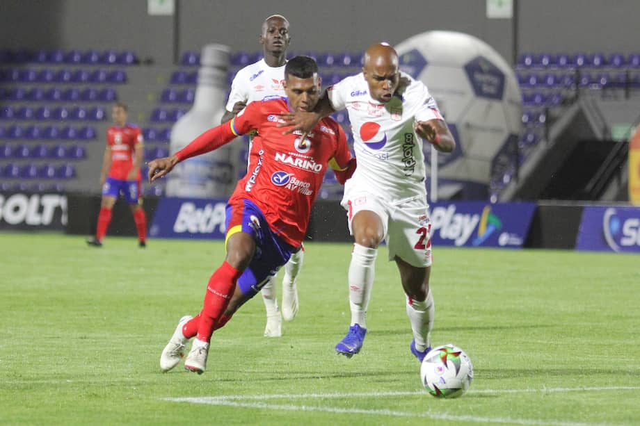 El historial más amplio entre Pasto y América es en la liga, donde los escarlatas tienen 15 victorias, los volcánicos 14 y los 11 restantes fueron empates.